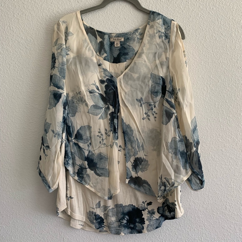 Lucky Brand Blue and Cream Watercolor Floral Blouse Sheer Open Sleeve Size M